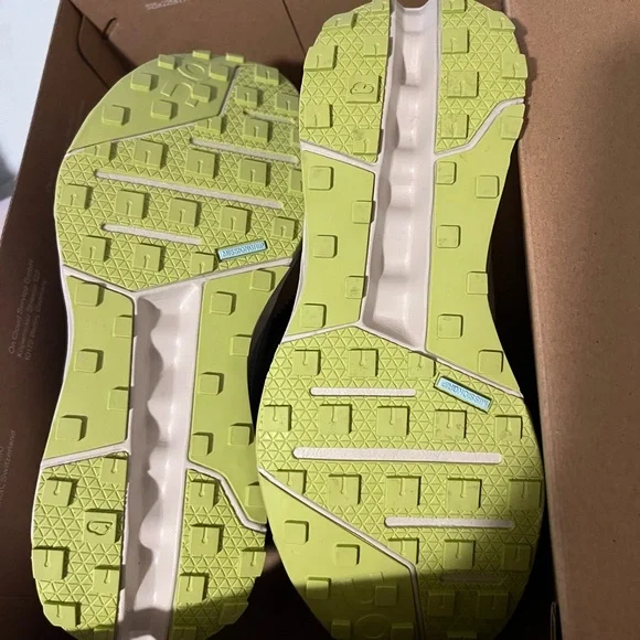 On Running Cloudhorizon Women's Shoes - Zinc/Sand Sz 7 - Picture 3 of 4